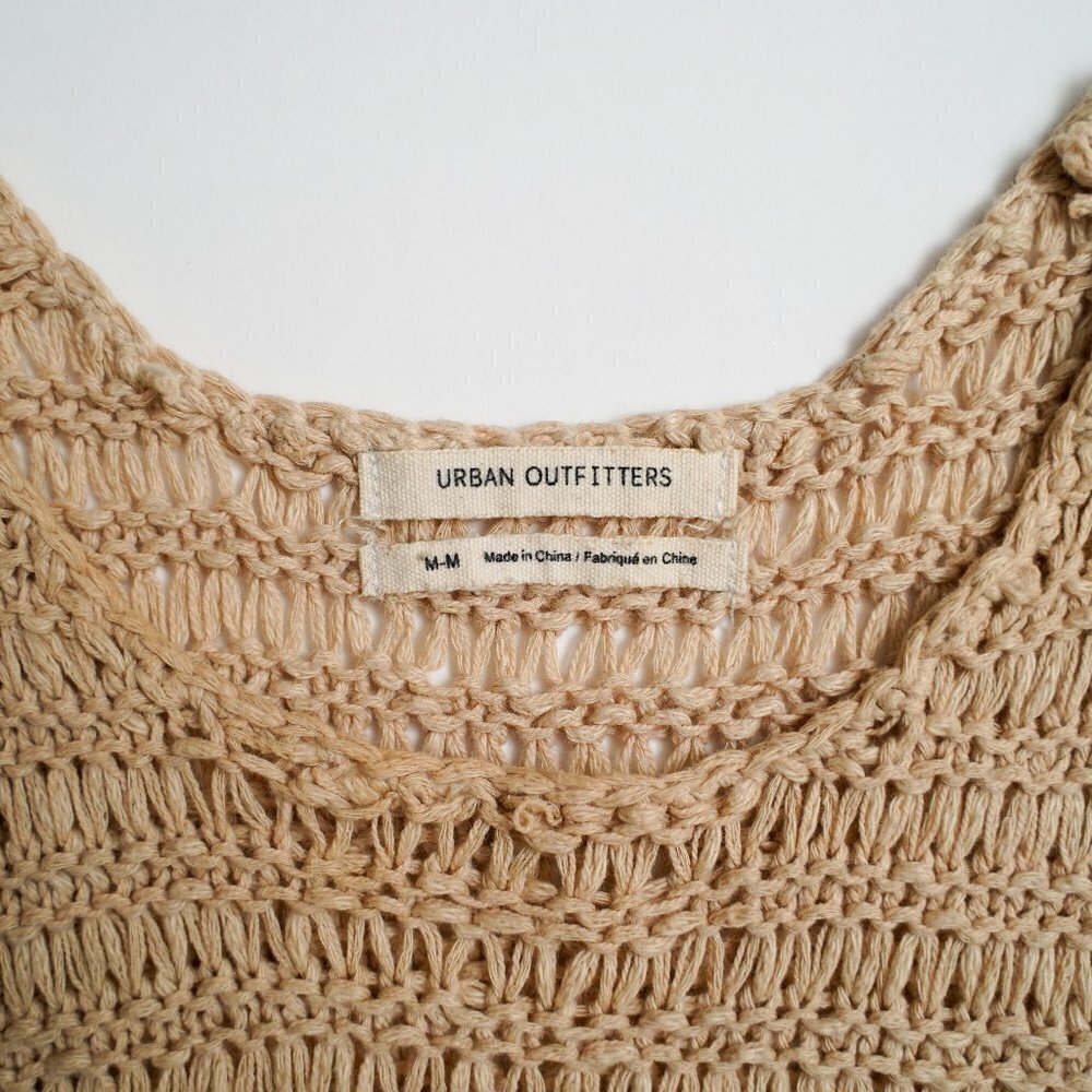 URBAN OUTFITTERS Top - Picture 2 of 3